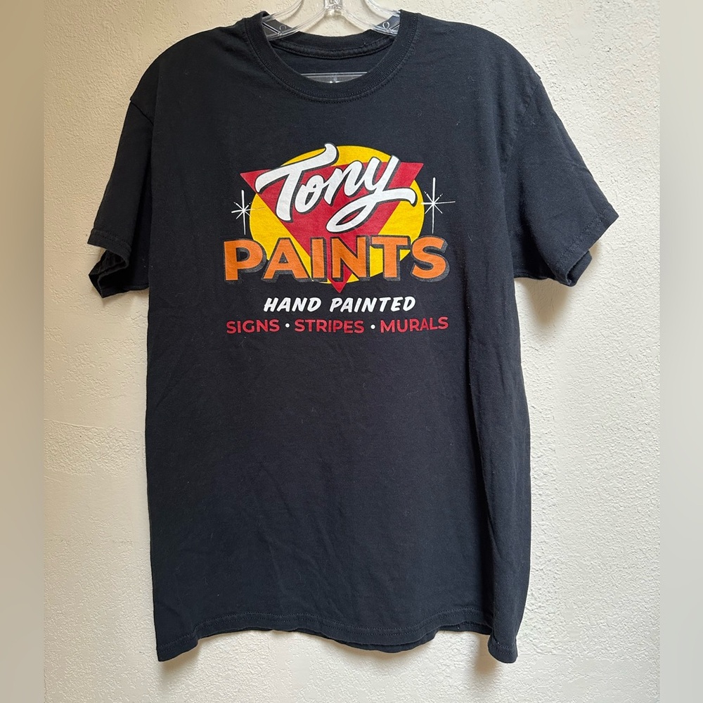 Tony Paints Black Graphic Novelty T-Shirt